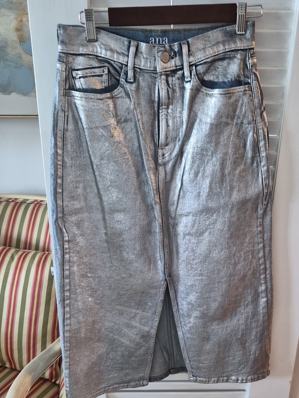 a.n.a Silver Metallic Women’s Straight-Leg Jeans Skirt